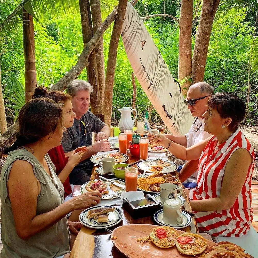 Hotel Buenavista Bacalar Jungle Experience