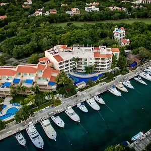 Apartahotel Aventuras Club