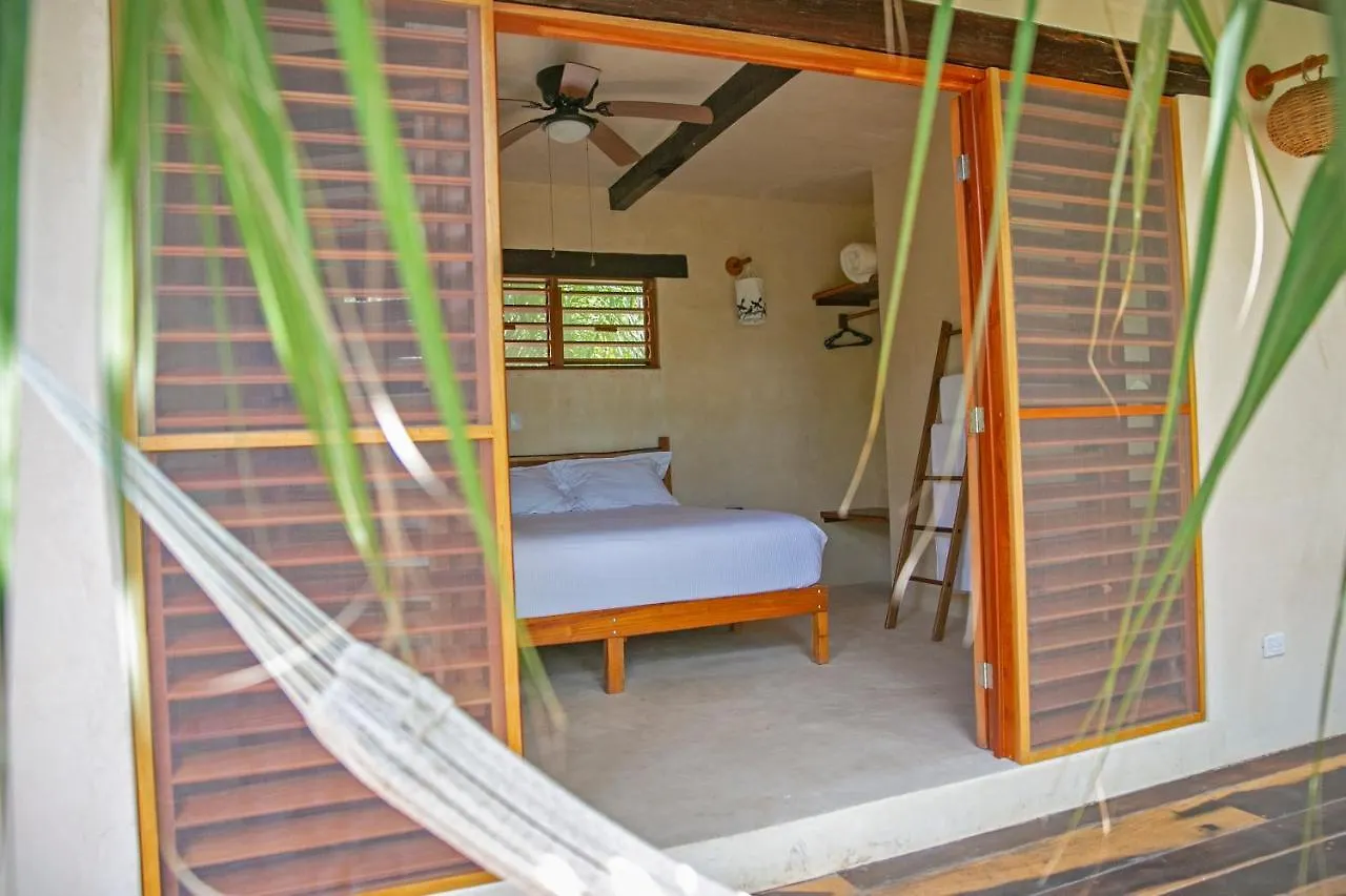 Hotel Buenavista Bacalar Jungle Experience 3*, Buenavista (Quintana Roo)